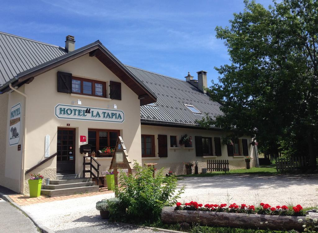 Hotel La Tapia Autrans-Meaudre-en-Vercors Exterior foto